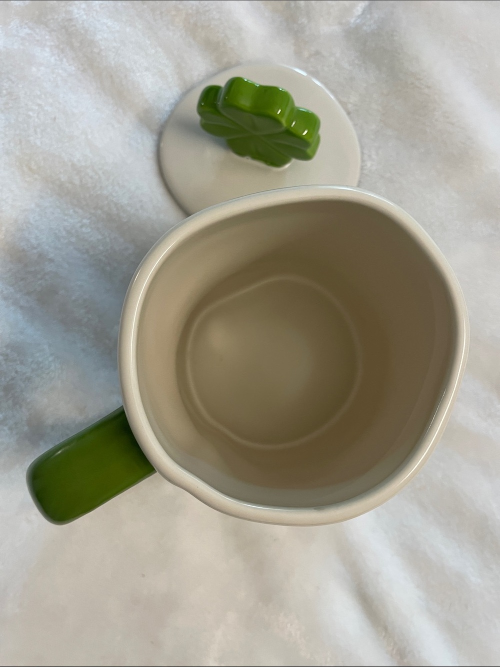 Rae Dunn Mug with Shamrock Lid - Green & White - Picture 3 of 6